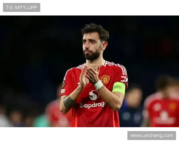 曼联若能打消B费疑虑 他或考虑续约